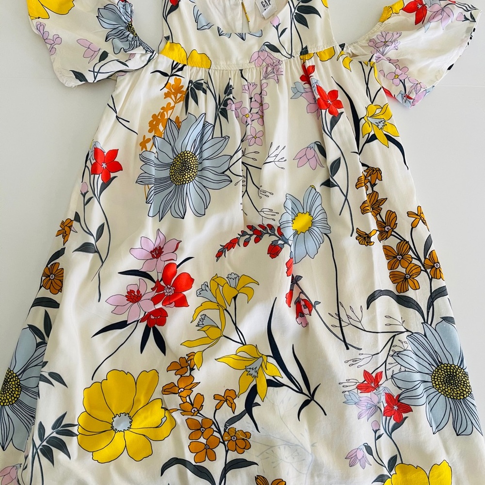 Girls floral dress
